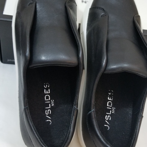 Shoes - Picture 3 of 4